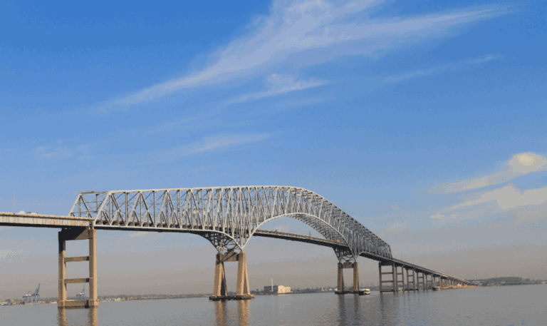 6 People Missing After Francis Scott Key Bridge Collapse